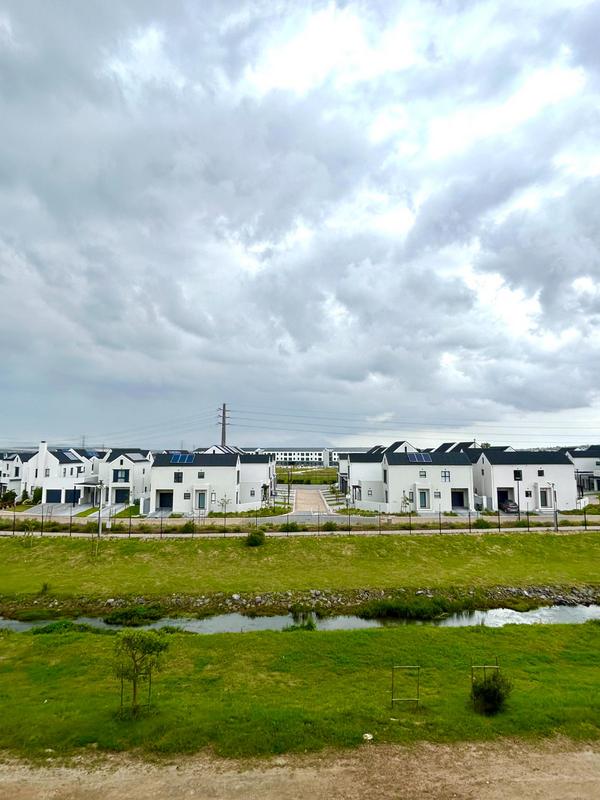 2 Bedroom Property for Sale in The Huntsman Western Cape